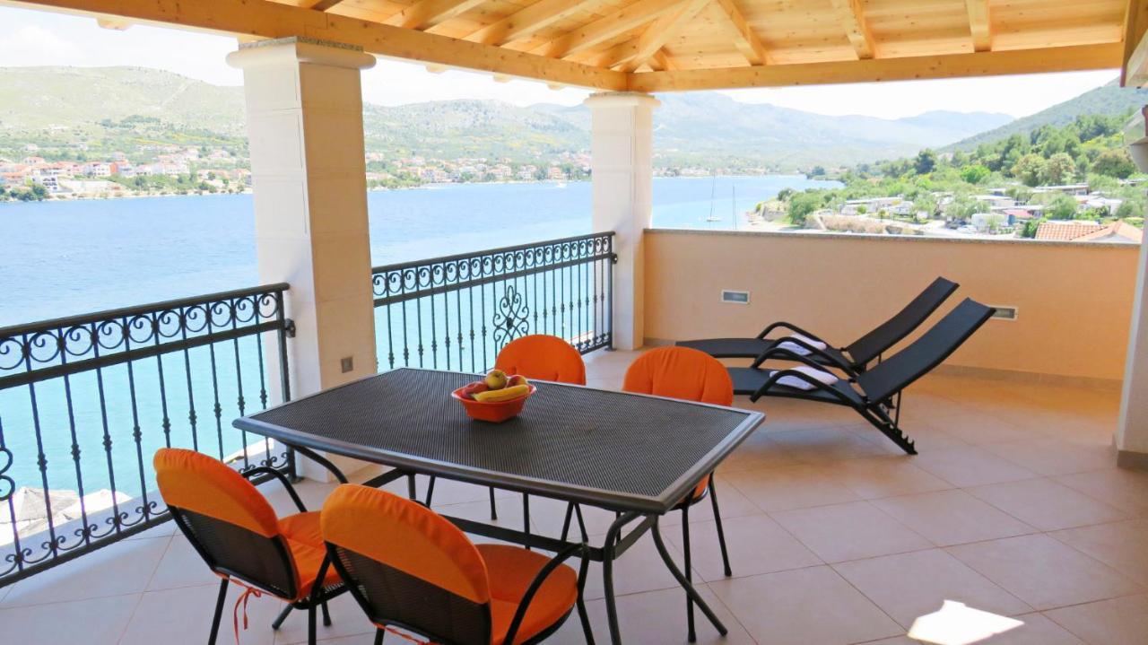 Apartments Villa Ante Grebastica Exterior photo